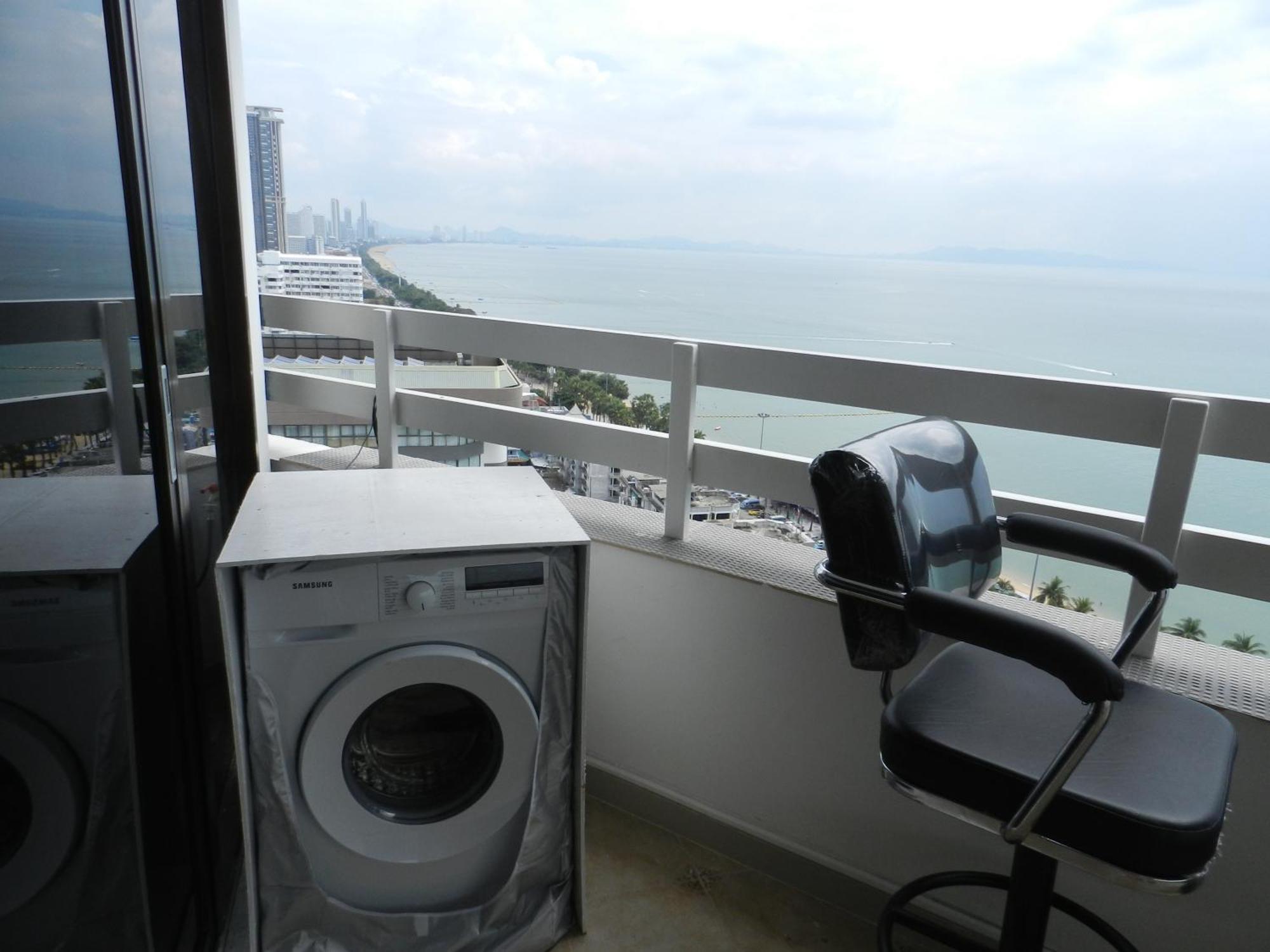 Jomtien Plaza Condotel Pokoj fotografie